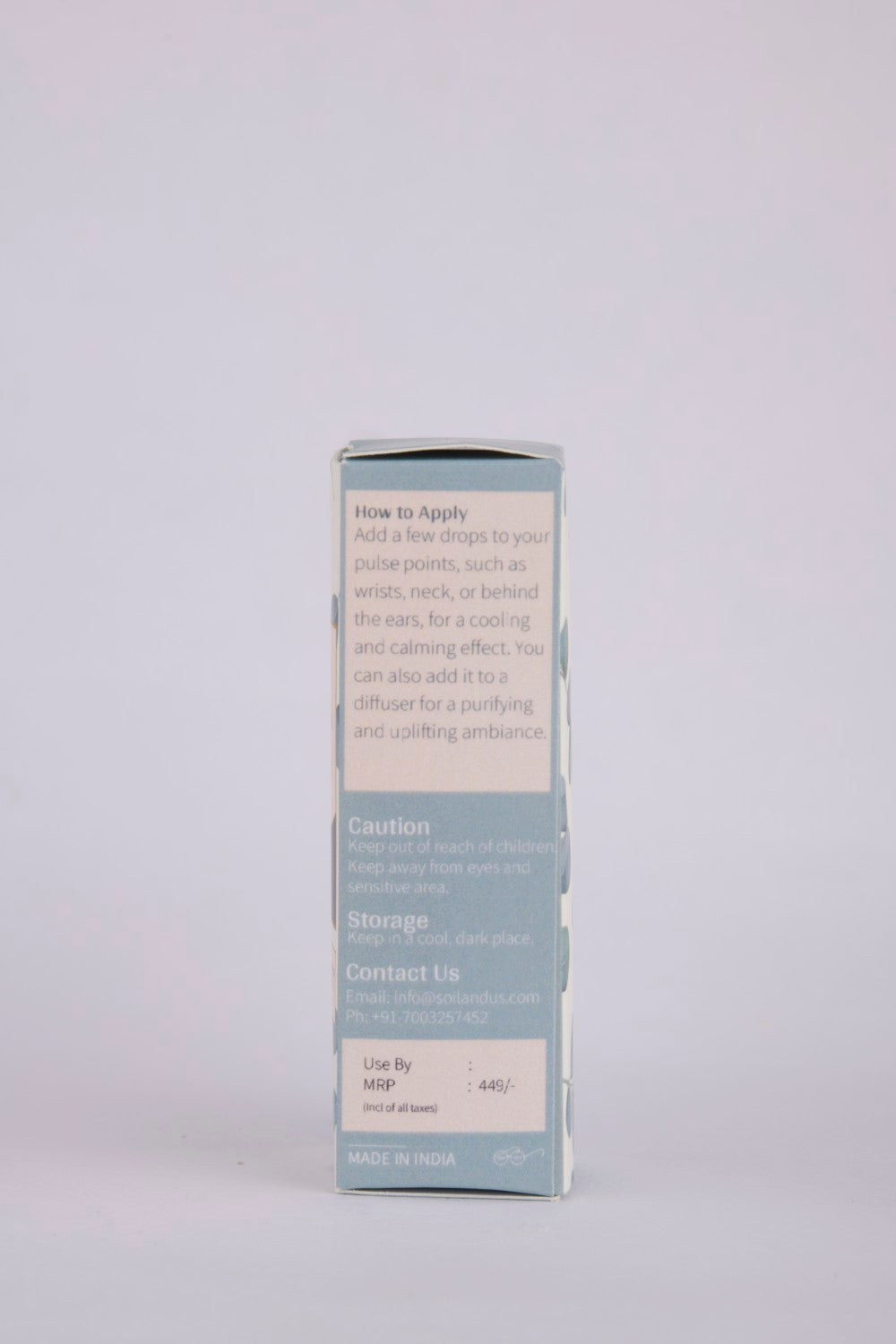 THE EUCALYPTUS & CAMPHOR AROMATHERAPY OIL