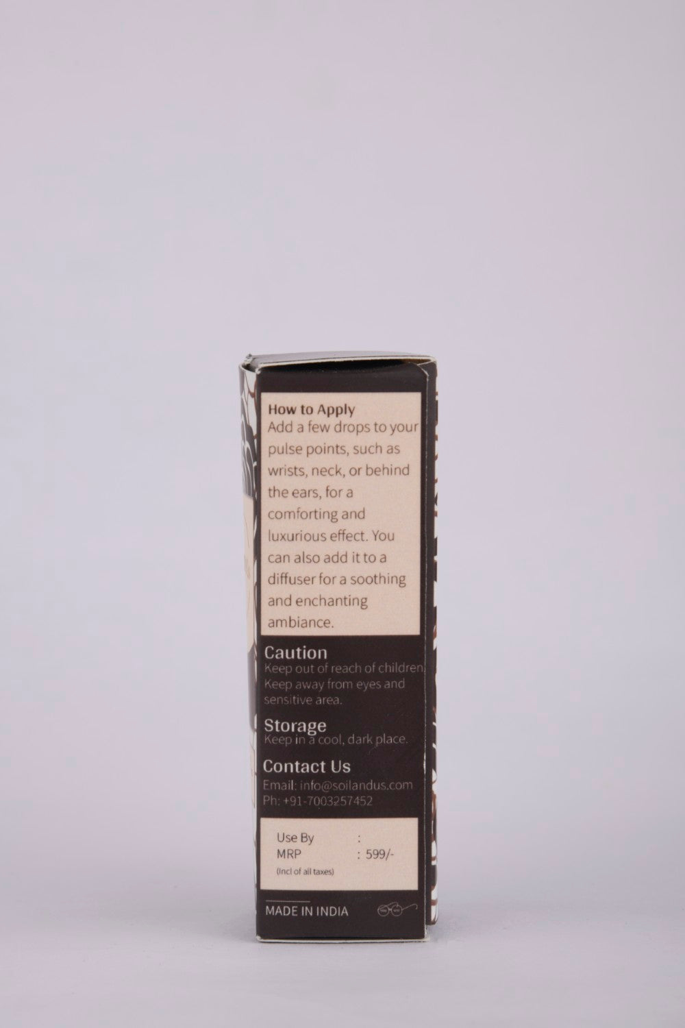 THE EBONY & ROSE AROMATHERAPY OIL
