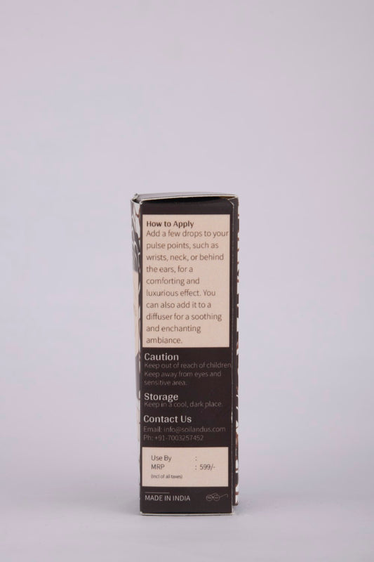 THE EBONY & ROSE AROMATHERAPY OIL